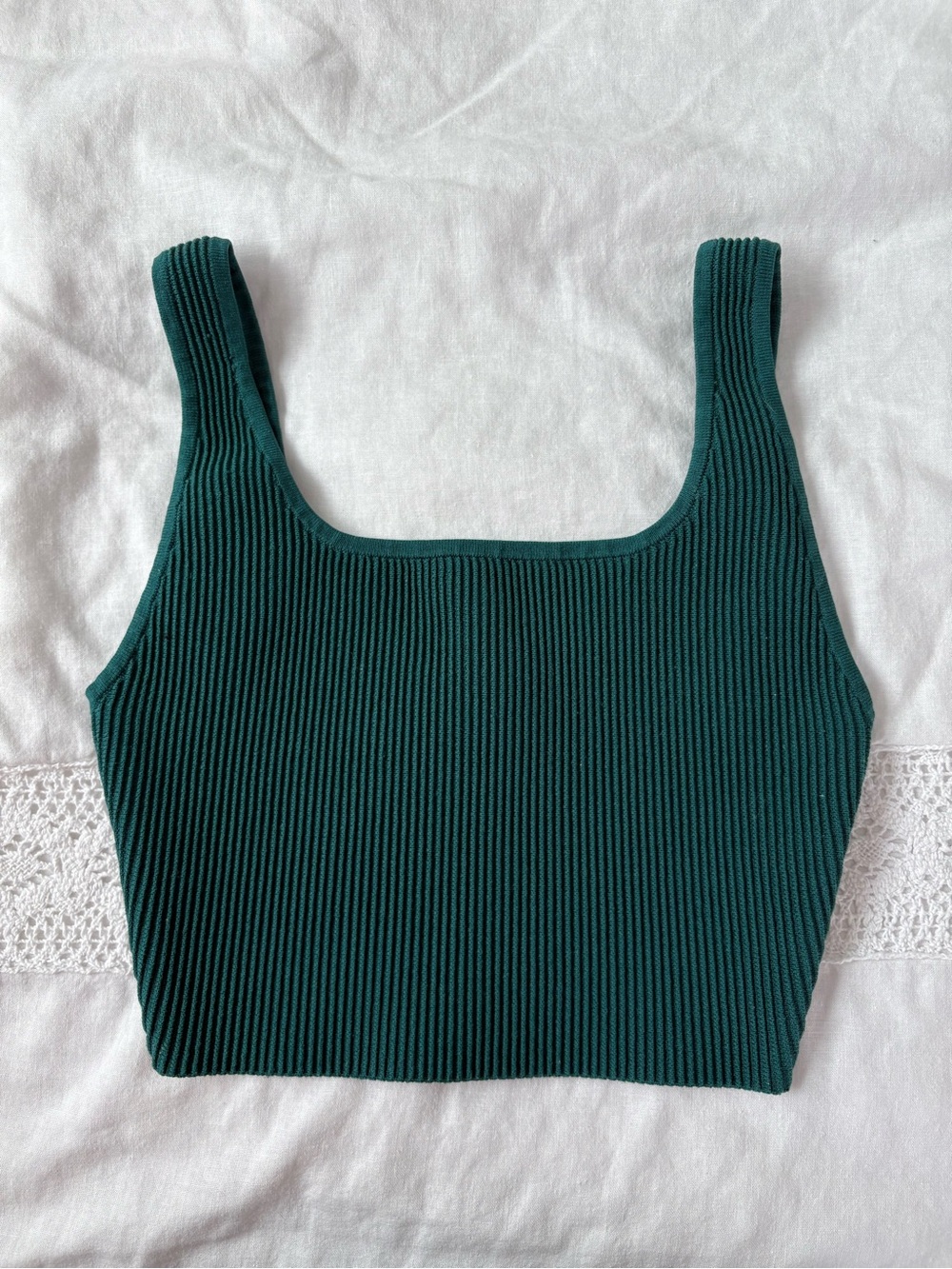 Babaton Small sculpt ribbed knit cropped top tank green forest